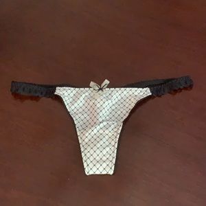 NWOT b.tempt’d thong underwear.